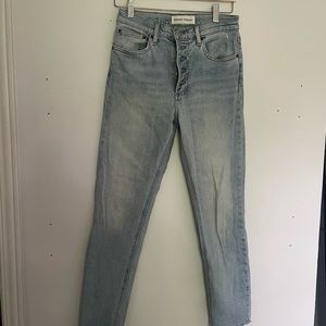 Aritzia, Denim Forum, The Yoko High Rise, W27, distressed light wash jeans